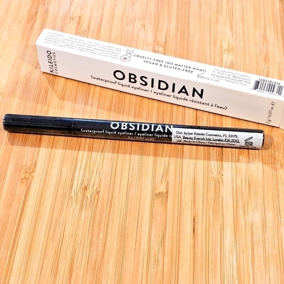 Kaledido Obsidian Waterproof Liquid Eyeliner, Full-size 2g - Picture 1 of 7